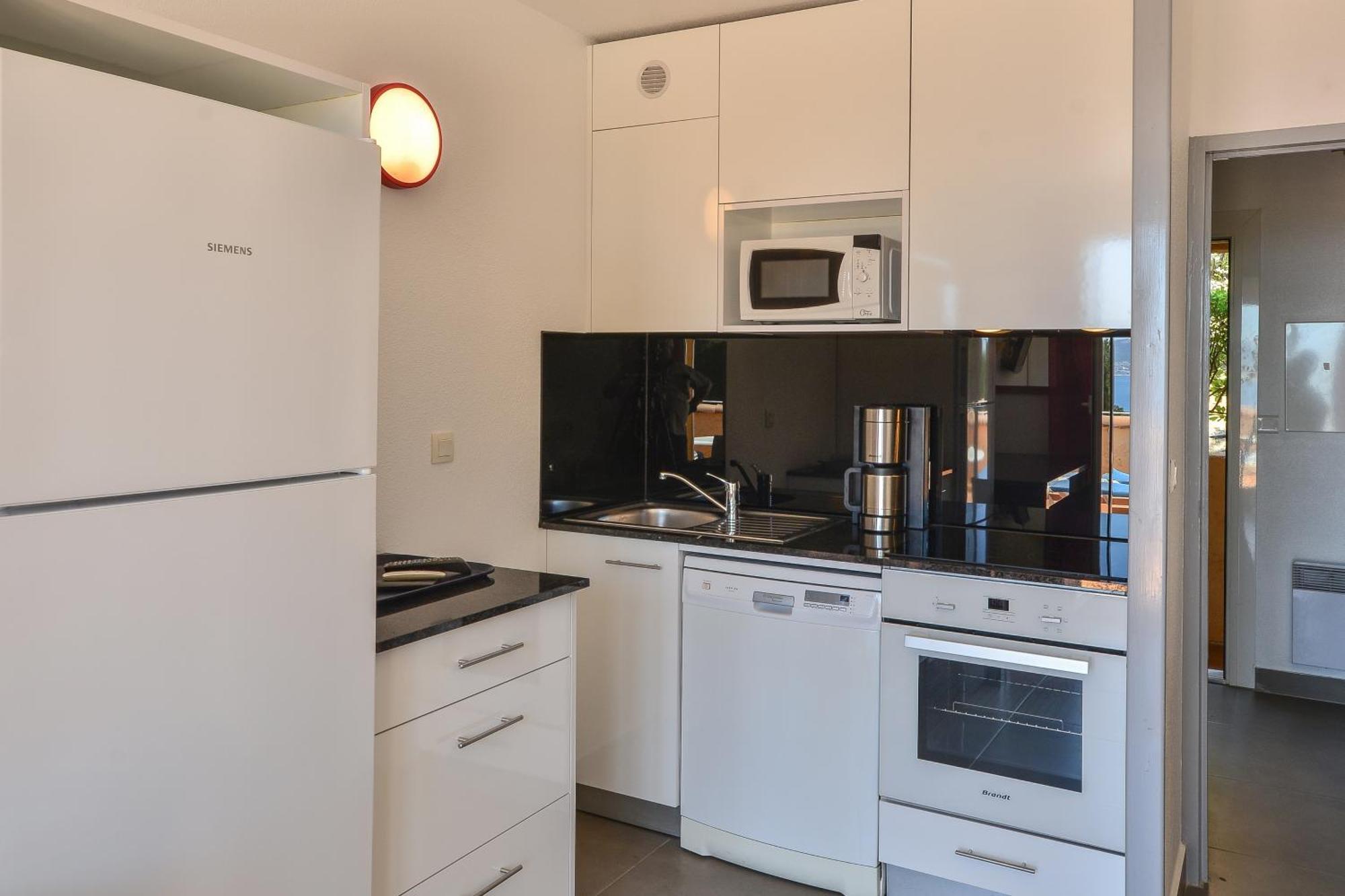 Vvf Residence Saint-Cyr-Sur-Mer Εξωτερικό φωτογραφία