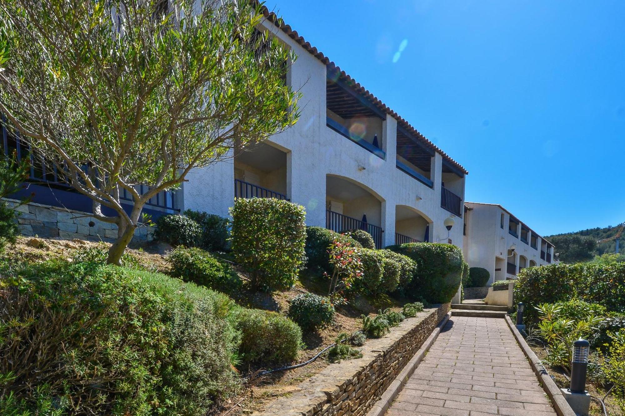 Vvf Residence Saint-Cyr-Sur-Mer Εξωτερικό φωτογραφία