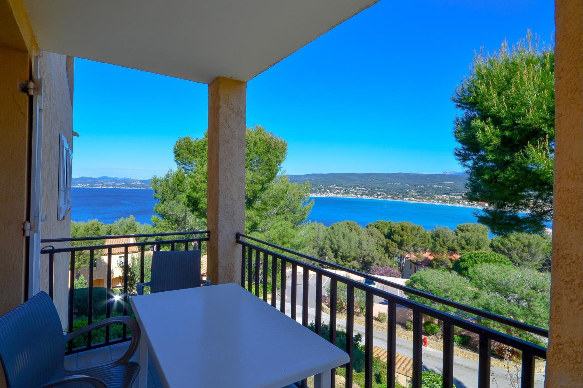 Vvf Residence Saint-Cyr-Sur-Mer Εξωτερικό φωτογραφία