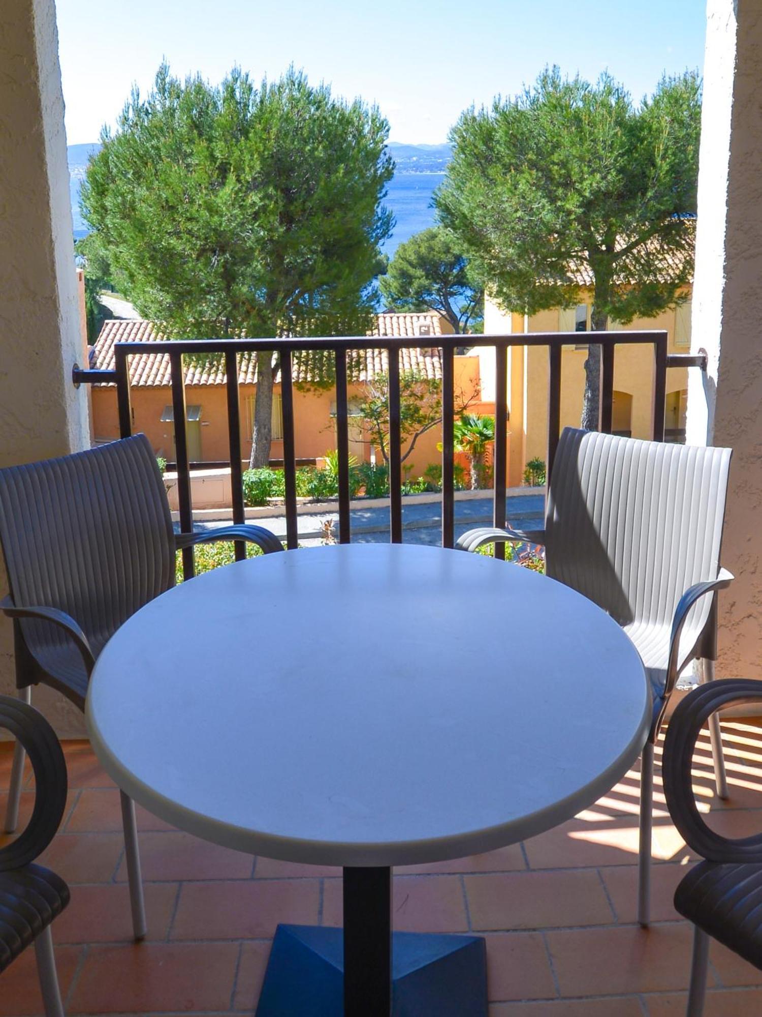 Vvf Residence Saint-Cyr-Sur-Mer Εξωτερικό φωτογραφία